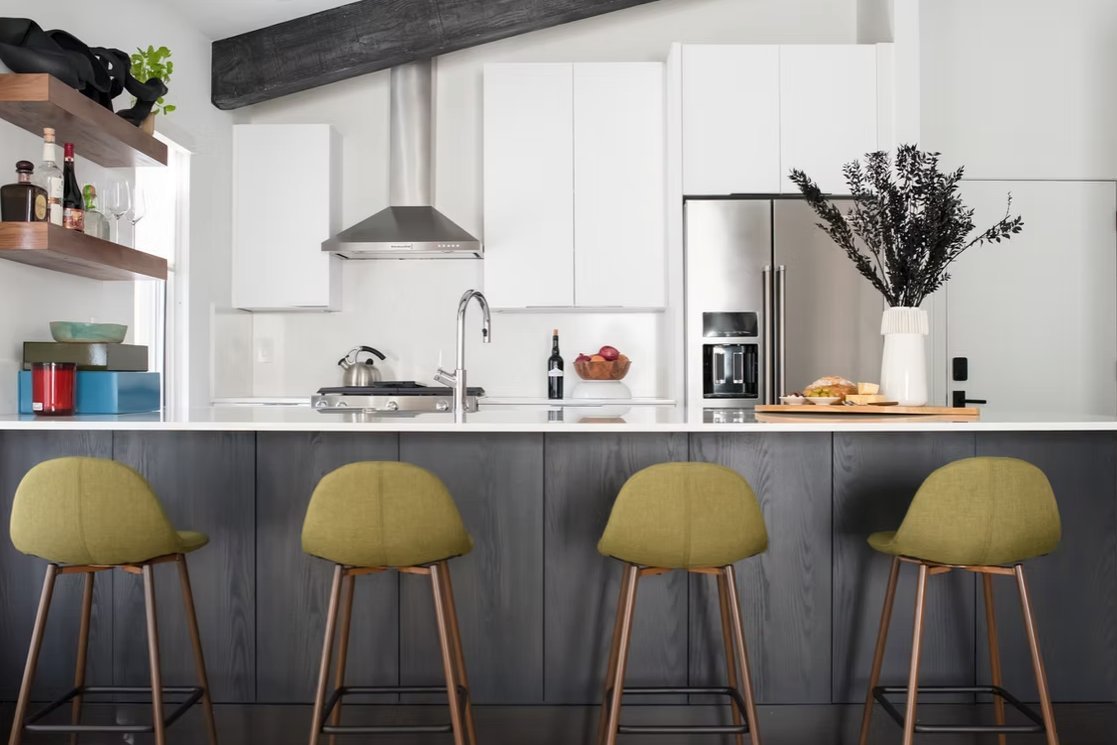 Bright kitchen
